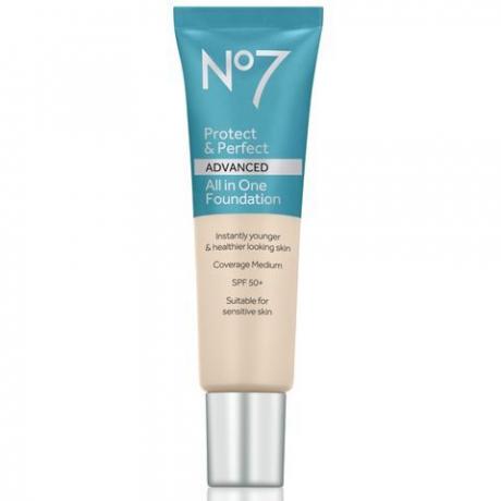 No7 Protect & Perfect Tarkennettu All in One Foundation